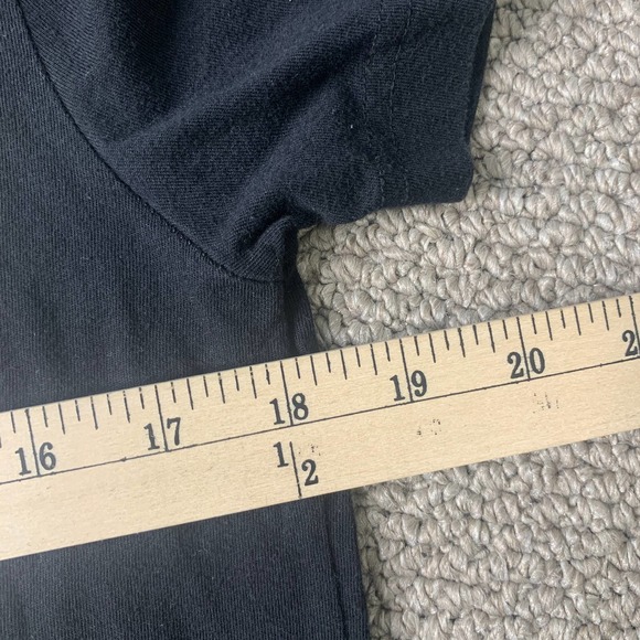 PINK Victoria's Secret Womens T Shirt Size XS Black/Gold Sequins Short Sleeves - Picture 7 of 10